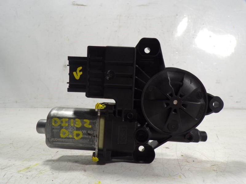 Recambio de motor elevalunas delantero derecho para seat arona 1.0 tsi referencia OEM IAM 2Q1959882D 2Q1959882B 