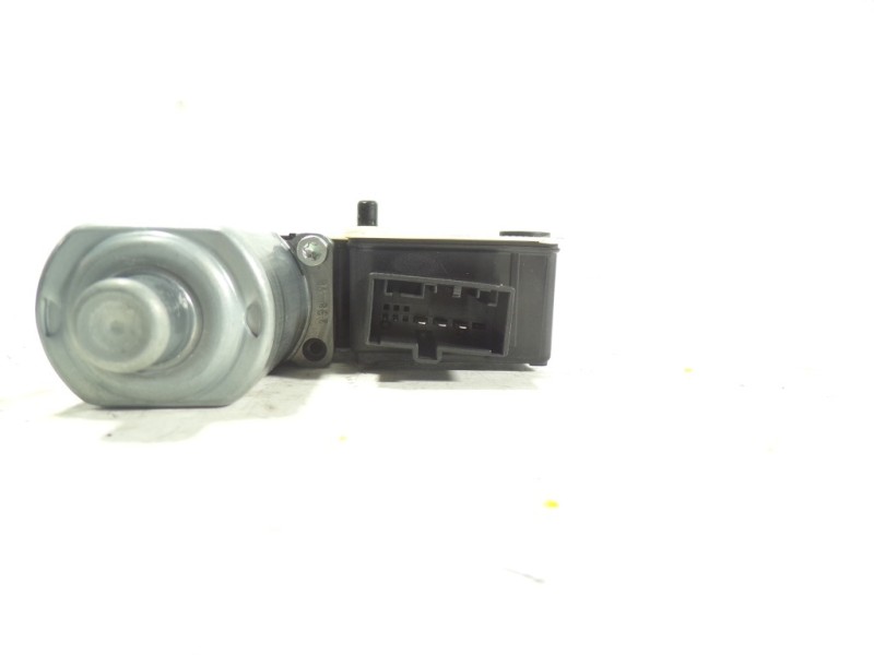 Recambio de motor elevalunas trasero derecho para seat arona 1.0 tsi referencia OEM IAM 5Q0959812D 5Q0959812D 