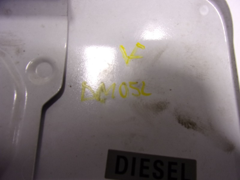 Recambio de tapa combustible para dacia logan ii 1.5 dci diesel fap cat referencia OEM IAM 788309837R  