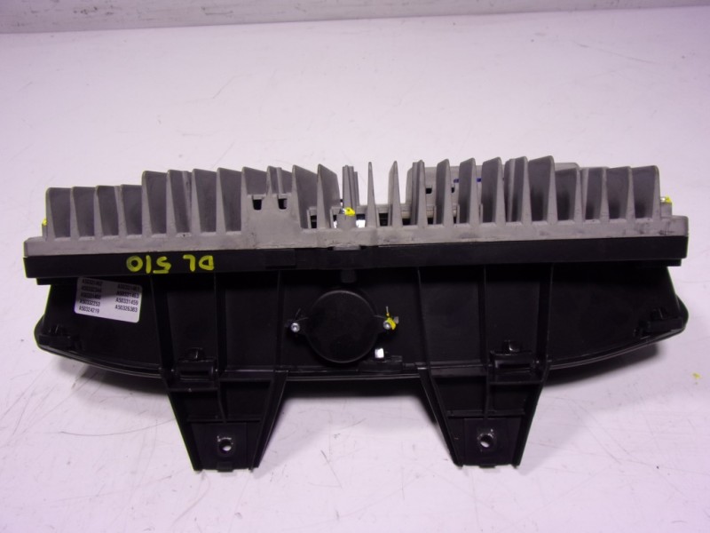 Recambio de cuadro instrumentos para land rover new discovery l462 3.0 d referencia OEM IAM LR164818 M8A210F844LG 