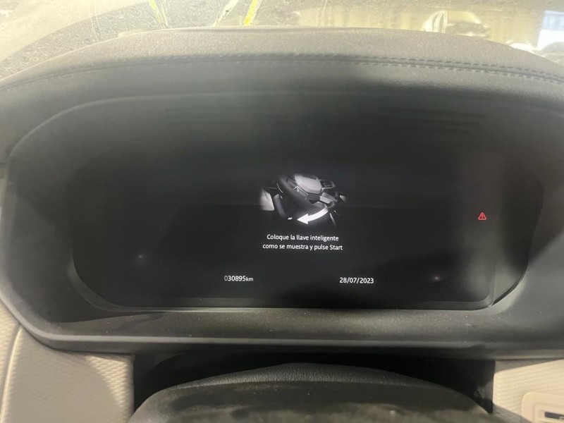 Recambio de cuadro instrumentos para land rover new discovery l462 3.0 d referencia OEM IAM LR164818 M8A210F844LG 