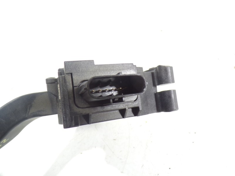 Recambio de potenciometro pedal para seat arona 1.0 tsi referencia OEM IAM 2Q1723503 2Q1723503 