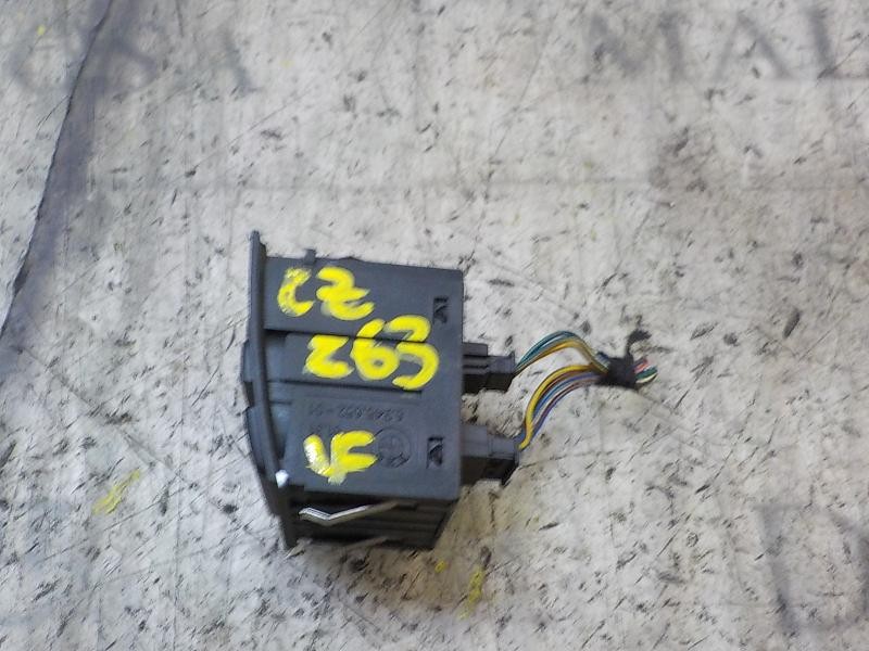 Recambio de warning para bmw serie 3 berlina (e90) 2.0 16v diesel cat referencia OEM IAM 61319196713  