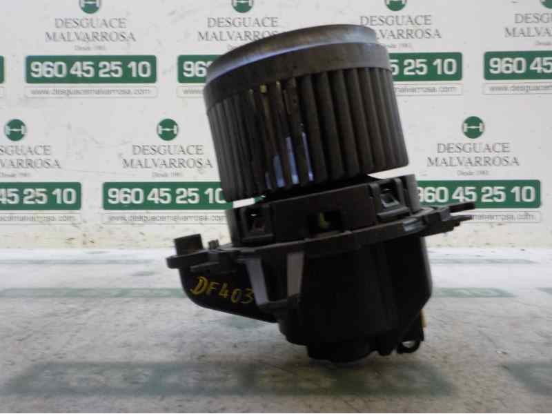 Recambio de motor calefaccion para renault captur 1.2 tce referencia OEM IAM 272101005R 5P3730000 5P3730000