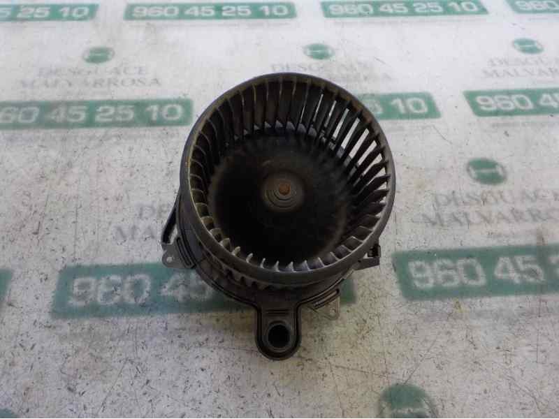 Recambio de motor calefaccion para renault captur 1.2 tce referencia OEM IAM 272101005R 5P3730000 5P3730000