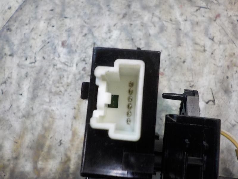 Recambio de anillo airbag para mazda 3 lim. (bl) 2.2 turbodiesel cat referencia OEM IAM BBP366CS0  