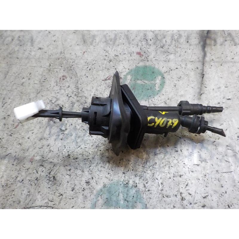 Recambio de bomba embrague para mazda 3 lim. (bl) 2.2 turbodiesel cat referencia OEM IAM BP4K41400E  