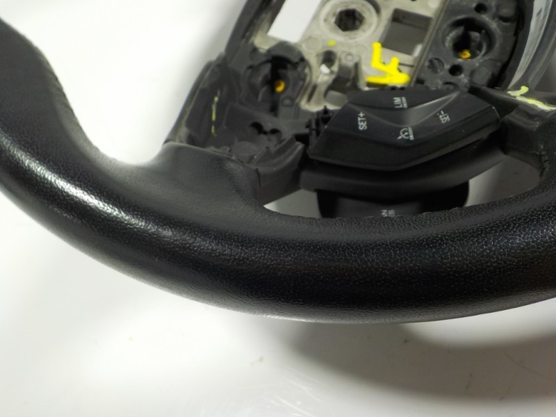 Recambio de volante para ford grand c-max 1.0 ecoboost cat referencia OEM IAM 1867852 AM513600BH3ZHE 