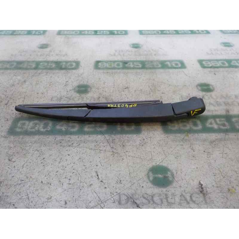 Recambio de brazo limpia trasero para renault captur 1.2 tce referencia OEM IAM 287815304R  