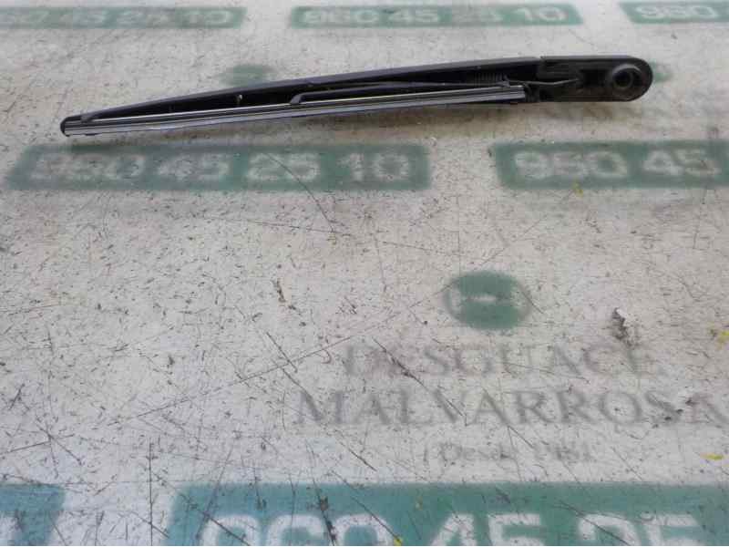 Recambio de brazo limpia trasero para renault captur 1.2 tce referencia OEM IAM 287815304R  