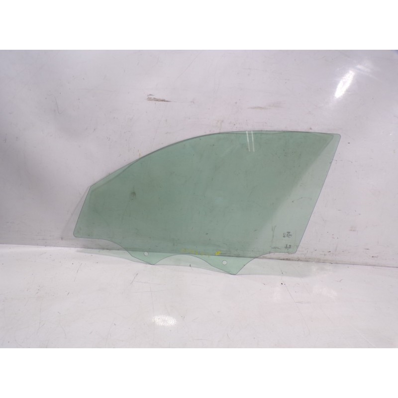 Recambio de cristal puerta delantero izquierdo para audi a1 sportback (gba) 1.0 tfsi referencia OEM IAM 82G845201  