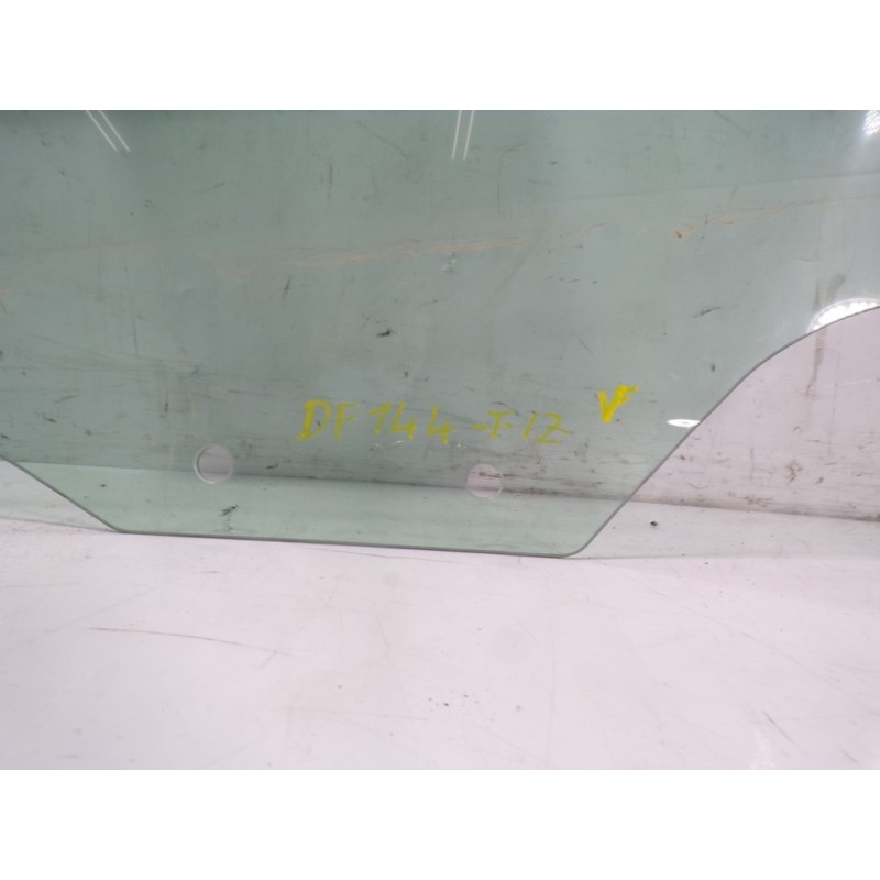 Recambio de cristal puerta trasero izquierdo para audi a1 sportback (gba) 1.0 tfsi referencia OEM IAM 82G845205  