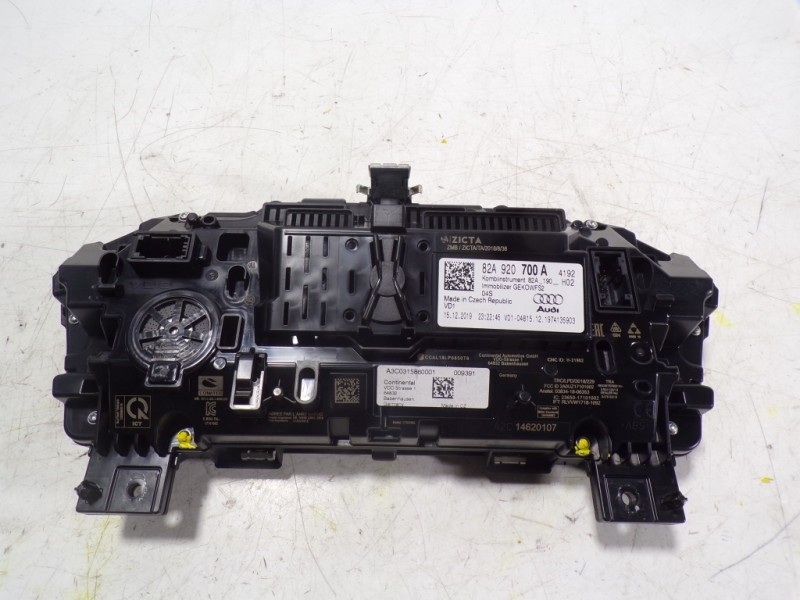 Recambio de cuadro instrumentos para audi a1 sportback (gba) 1.0 tfsi referencia OEM IAM 82A920700A 82A920700A 