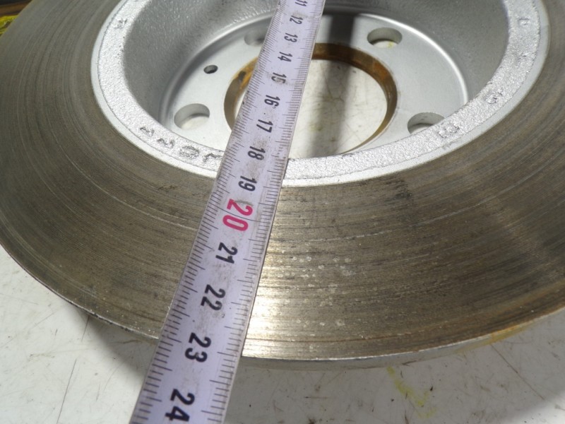 Recambio de disco freno trasero para audi a1 sportback (gba) 1.0 tfsi referencia OEM IAM 2Q0615601H  