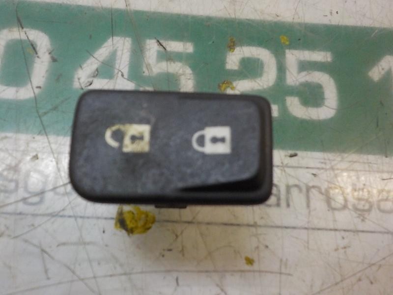 Recambio de modulo electronico para volvo c70 cabriolet 2.4 cat referencia OEM IAM 30773334  