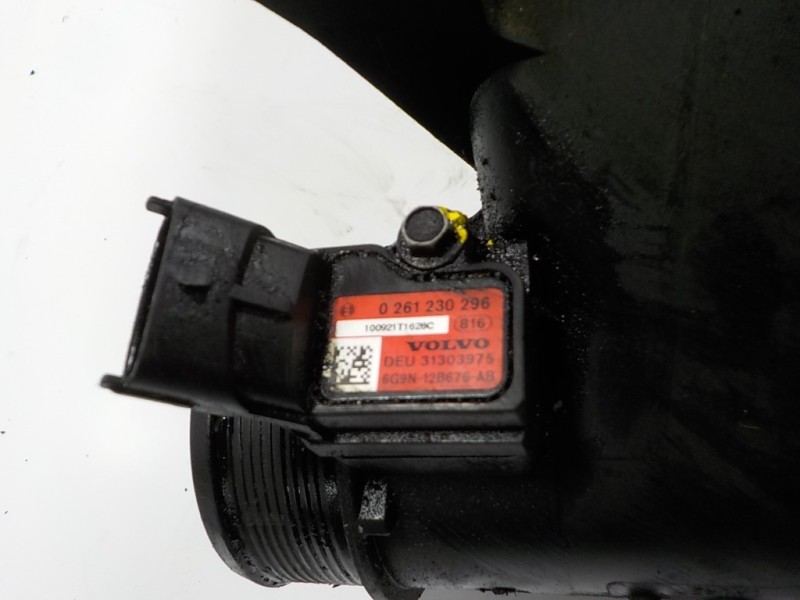 Recambio de intercooler para land rover freelander (lr2) 2.2 td4 cat referencia OEM IAM LR020401 6G919L440CD 