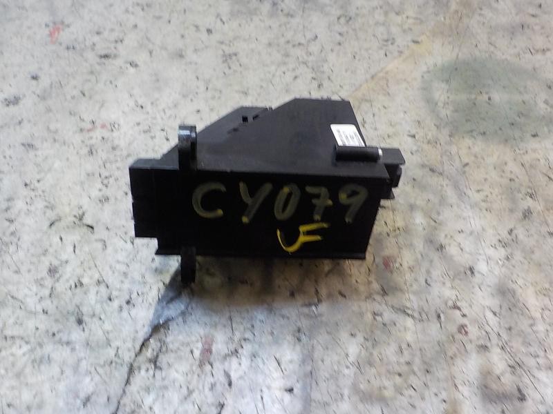 Recambio de warning para mazda 3 lim. (bl) 2.2 turbodiesel cat referencia OEM IAM BBP3664H0 BBP3664H0 