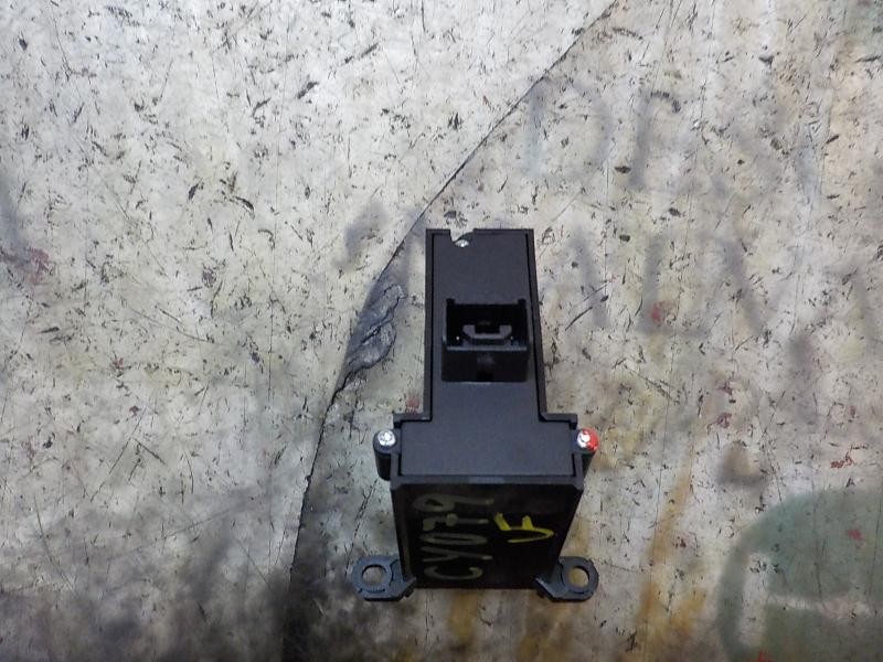 Recambio de warning para mazda 3 lim. (bl) 2.2 turbodiesel cat referencia OEM IAM BBP3664H0 BBP3664H0 