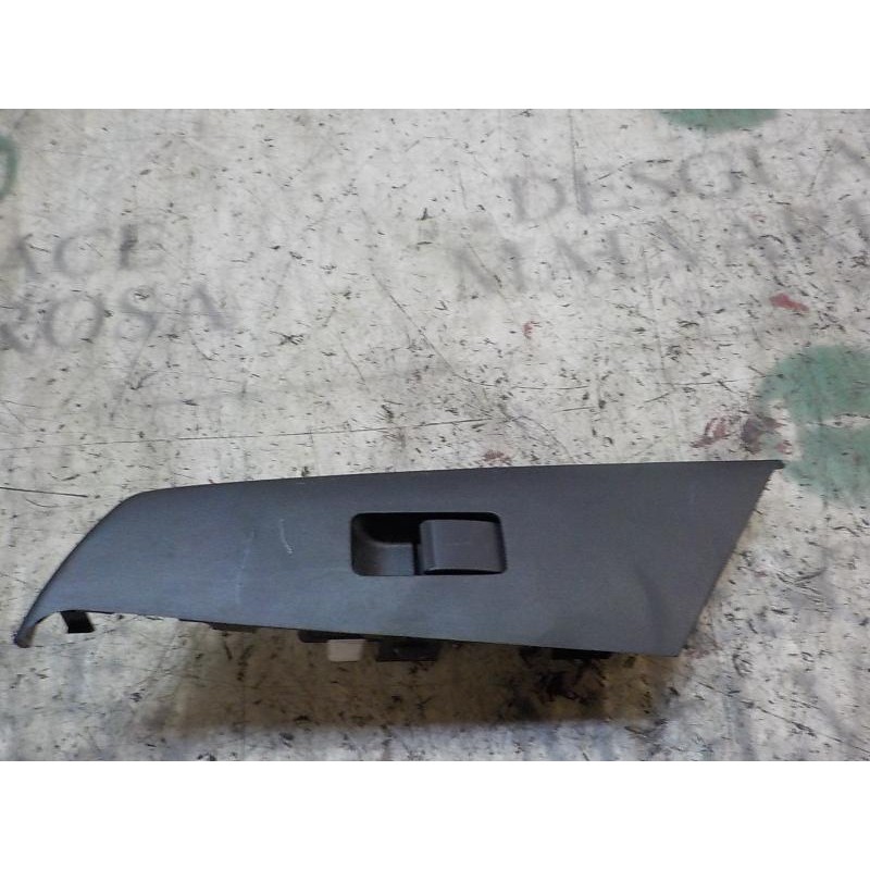 Recambio de mando elevalunas trasero izquierdo para mazda 3 lim. (bl) 2.2 turbodiesel cat referencia OEM IAM BBM266370  