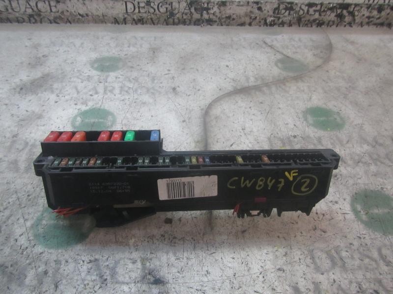 Recambio de caja reles / fusibles para bmw serie 5 berlina (e60) 525d referencia OEM IAM 61146932452 6114695733001 