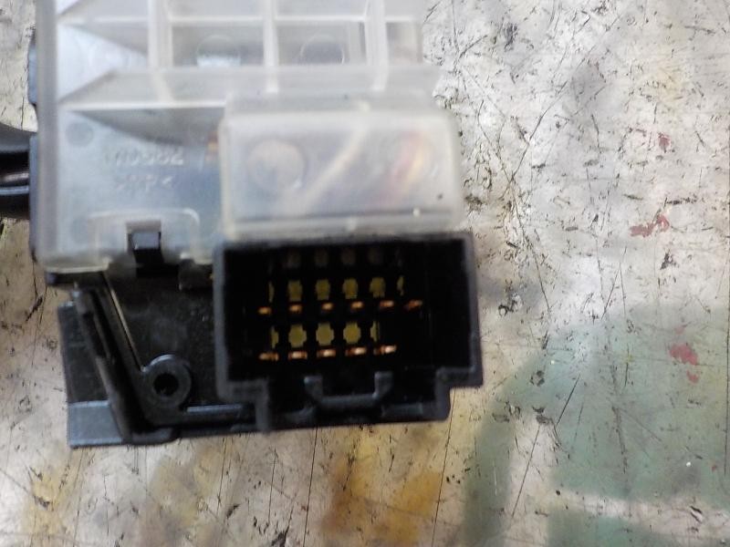 Recambio de mando limpia para mazda 3 lim. (bl) 2.2 turbodiesel cat referencia OEM IAM BBS466128  