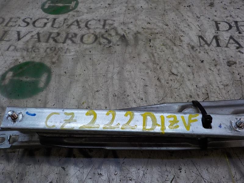 Recambio de elevalunas delantero izquierdo para hyundai i20 1.2 cat referencia OEM IAM 824031J010  