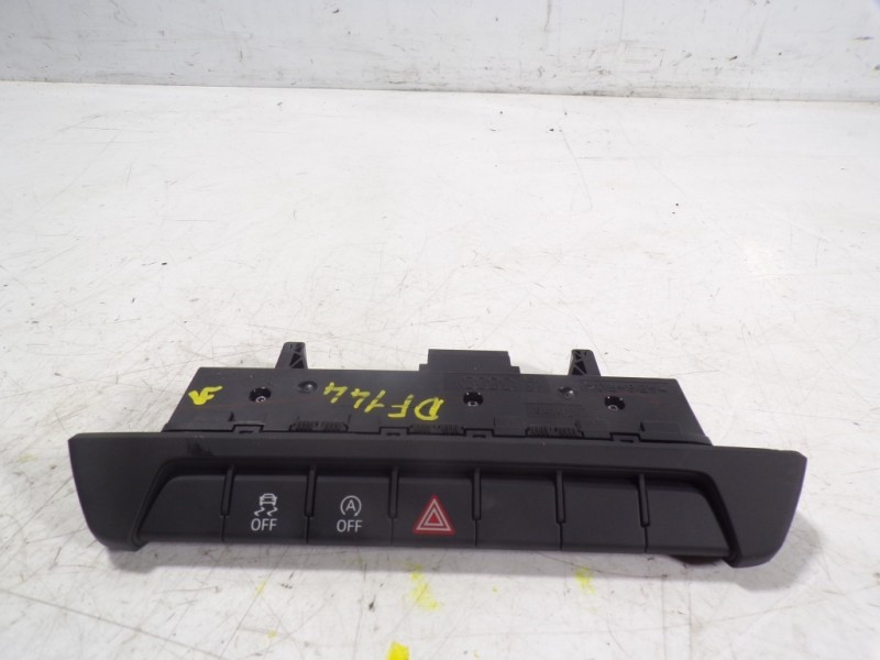 Recambio de warning para audi a1 sportback (gba) 1.0 tfsi referencia OEM IAM 82A925301AE 62A925301AE 