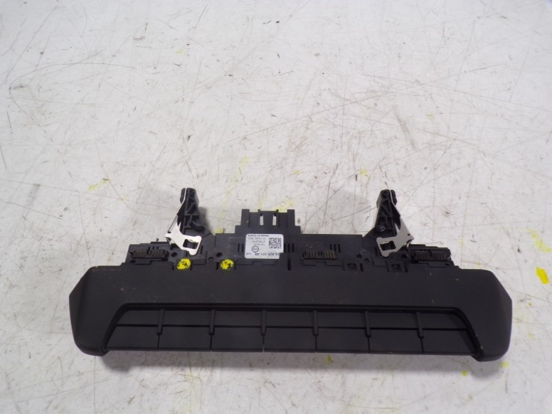 Recambio de warning para audi a1 sportback (gba) 1.0 tfsi referencia OEM IAM 82A925301AE 62A925301AE 