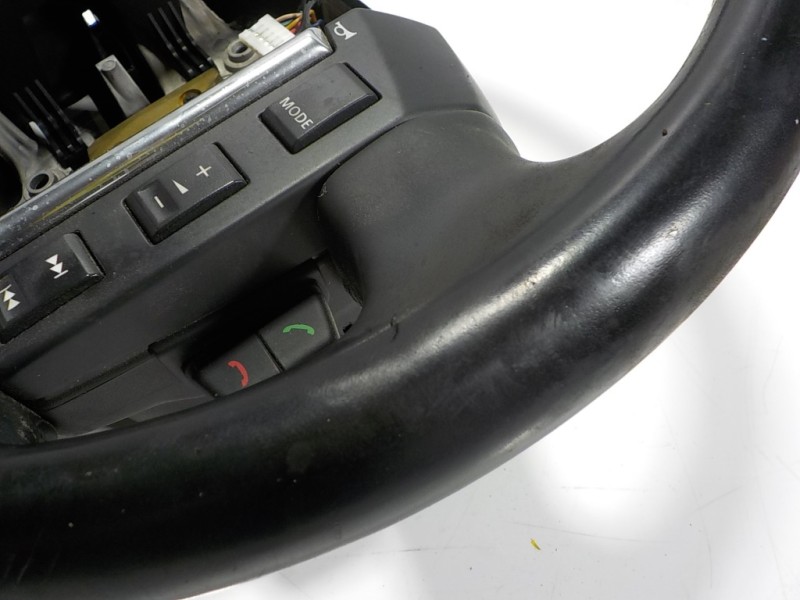 Recambio de volante para land rover freelander (lr2) 2.2 td4 cat referencia OEM IAM LR015338 BH523600FA8PVJ 