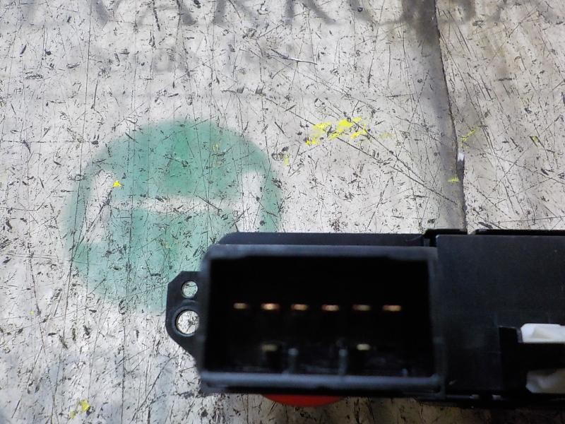 Recambio de warning para hyundai i20 1.2 cat referencia OEM IAM 937701J100UX 937501J110UX 