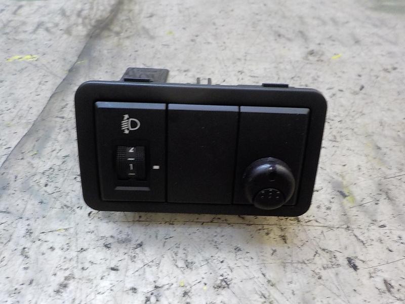 Recambio de modulo electronico para hyundai i20 1.2 cat referencia OEM IAM 933701J1009P 937001J150 