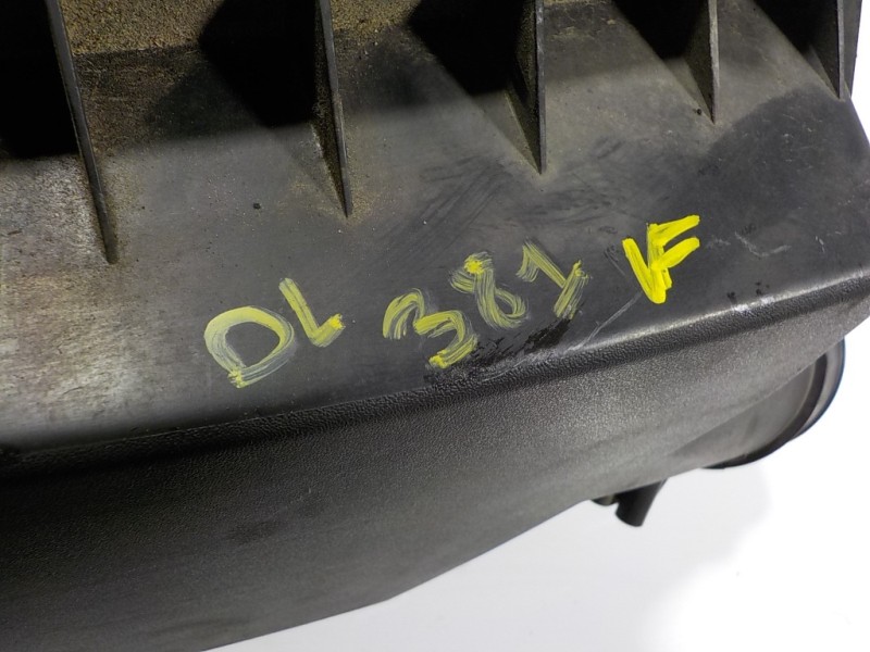 Recambio de filtro aire para land rover freelander (lr2) 2.2 td4 cat referencia OEM IAM LR006073 6G929600BF 