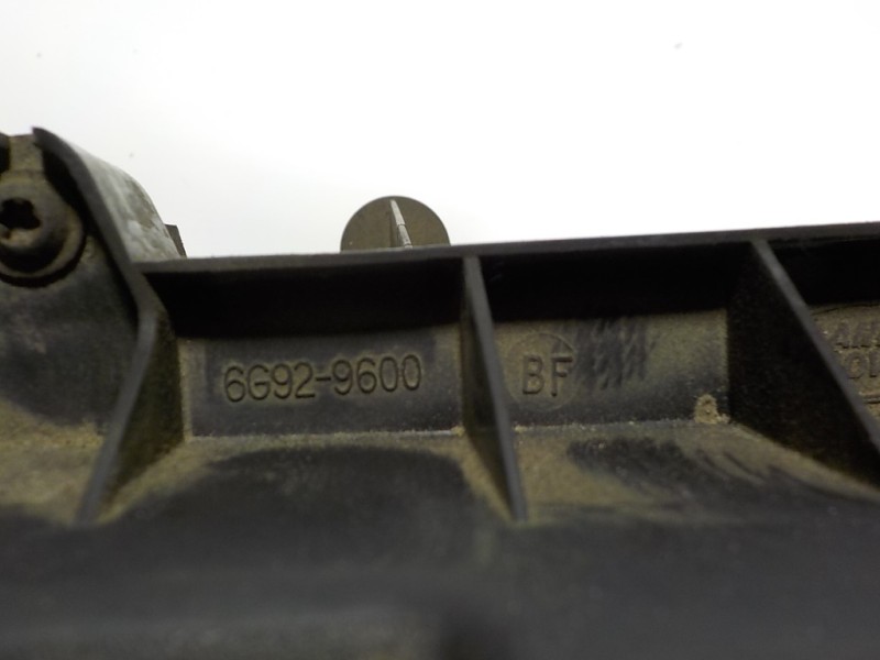 Recambio de filtro aire para land rover freelander (lr2) 2.2 td4 cat referencia OEM IAM LR006073 6G929600BF 