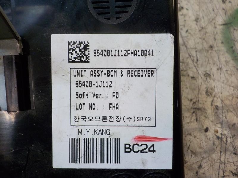 Recambio de modulo electronico para hyundai i20 1.2 cat referencia OEM IAM 954001J113 954001J112 