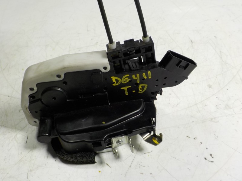 Recambio de cerradura puerta trasera derecha para nissan micra (k13) 1.2 cat referencia OEM IAM 825001HD0C  