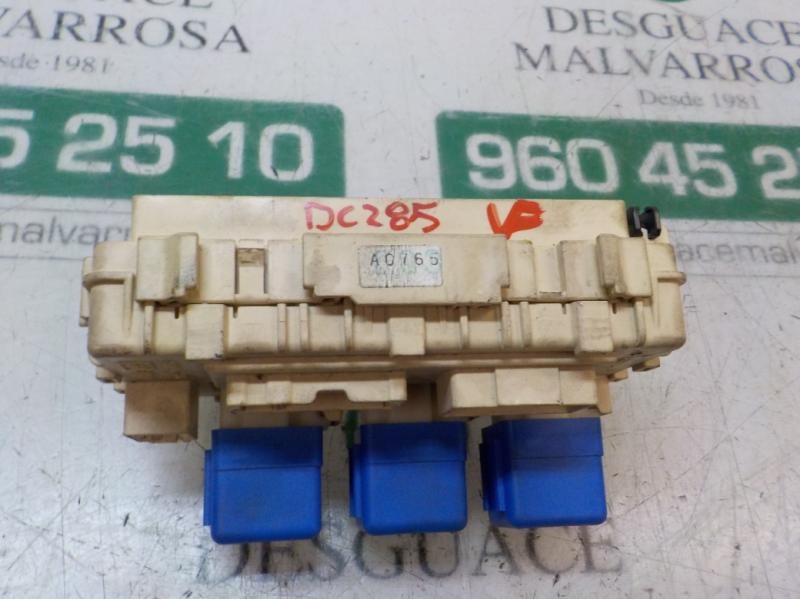 Recambio de caja reles / fusibles para nissan x-trail (t30) le referencia OEM IAM 24350EQ300  