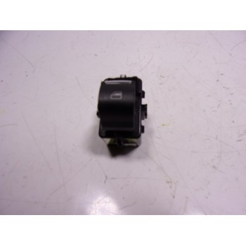 MANDO ELEVALUNAS DELANTERO DERECHO 1946782 DG9T14S29ABW 