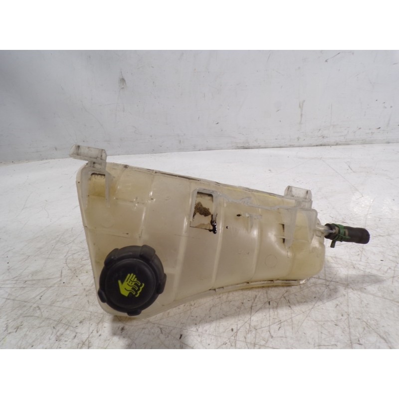 Recambio de deposito expansion para renault kangoo 1.5 dci diesel fap referencia OEM IAM 7701478318  