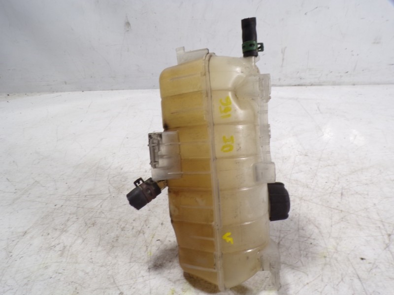 Recambio de deposito expansion para renault kangoo 1.5 dci diesel fap referencia OEM IAM 7701478318  