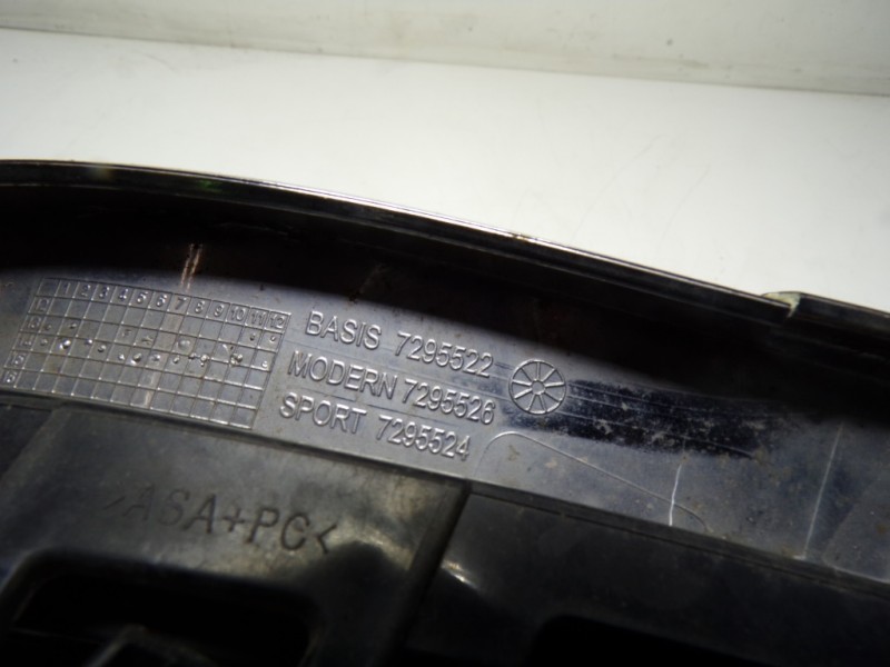 Recambio de rejilla para bmw serie 2 coupe (f22) 2.0 turbodiesel referencia OEM IAM 51137295524 7295522 