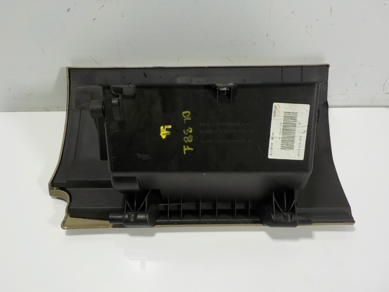 Recambio de guantera para land rover freelander (lr2) 2.2 td4 cat referencia OEM IAM LR023584 6H52F06024A 