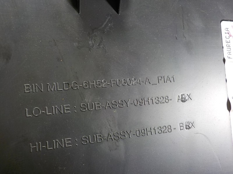 Recambio de guantera para land rover freelander (lr2) 2.2 td4 cat referencia OEM IAM LR023584 6H52F06024A 