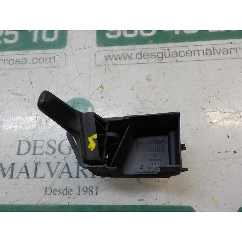 Recambio de maneta interior delantera derecha para volkswagen golf iii berlina (1h1) 2.0 16v referencia OEM IAM   