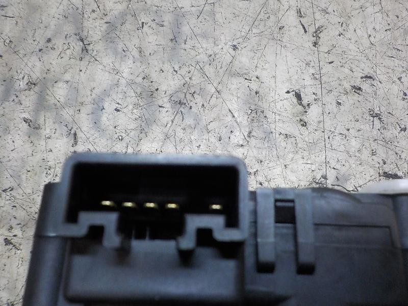 Recambio de motor electrico para mazda 3 lim. (bl) 2.2 turbodiesel cat referencia OEM IAM BBM561A70  