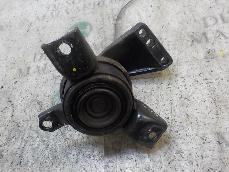 Recambio de soporte motor derecho para hyundai i20 1.2 cat referencia OEM IAM 218101J000  