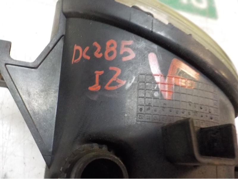 Recambio de faro antiniebla izquierdo para nissan x-trail (t30) le referencia OEM IAM 2615589929 2615589905 89203571