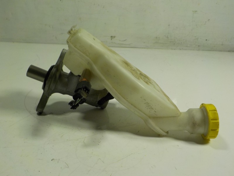 Recambio de bomba freno para citroën c4 cactus 1.6 blue-hdi fap referencia OEM IAM 4601R7  