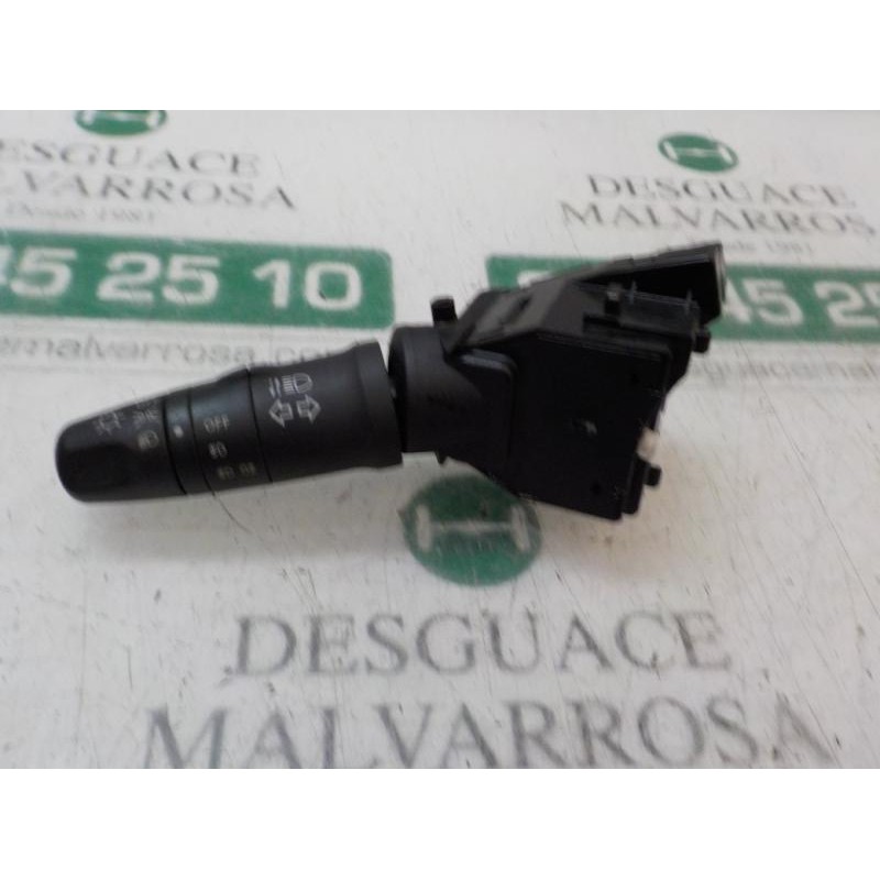 Recambio de mando luces para nissan x-trail (t30) le referencia OEM IAM 255408H700  