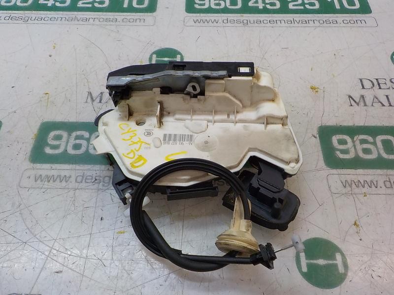Recambio de cerradura puerta delantera derecha para volkswagen golf vi (5k1) sport referencia OEM IAM  5K1837016H 