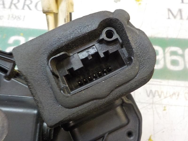 Recambio de cerradura puerta delantera derecha para volkswagen golf vi (5k1) sport referencia OEM IAM  5K1837016H 